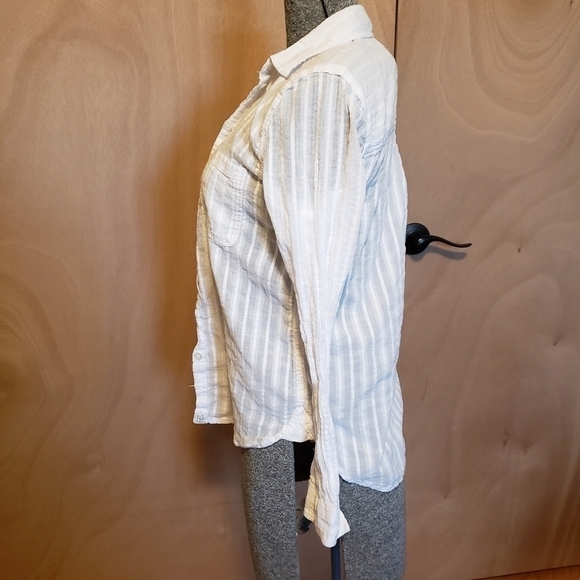 BUTTON down - Picture 2 of 2